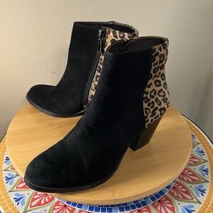 Sacha London Urich Black Suede Women's Size 7 Leopard Calf Hair Leather Booties